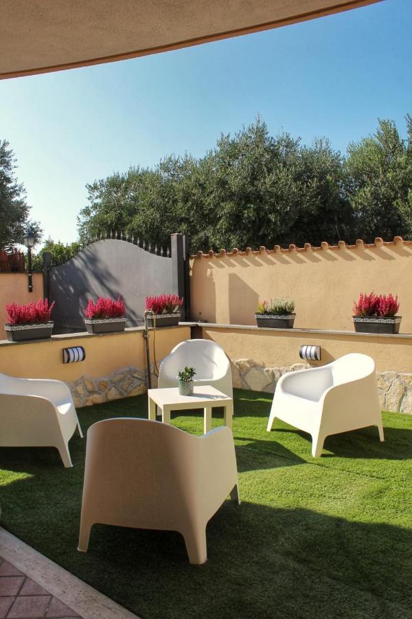 Miriale House Aeroporto Fiumicino Apartment Bagian luar foto